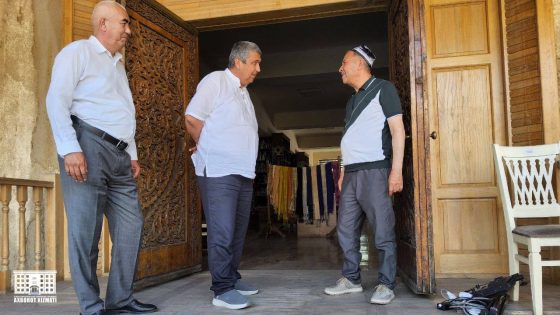 Qadimiy an’analar va zamonaviy yondashuvlar: Rasuljon Mirzaaxmedov Marg‘ilondagi hunarmandlik markazida